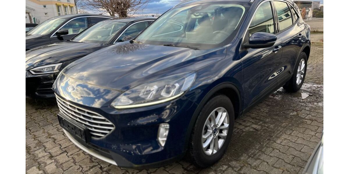 Ford Kuga 27.000 km 19.990 &euro; Ulm-Jungingen 89081