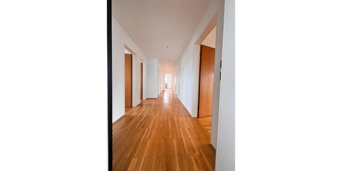 Etagenwohnung Neu-Ulm Burlafingen - 4 Zimmer, 96 m&sup2;, 1.380&euro; | Angebot:27579064