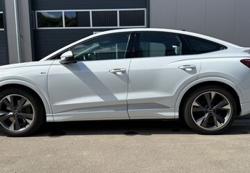 Audi Q4 e-tron 211.000 km 23.600 &euro; Ulm 89075