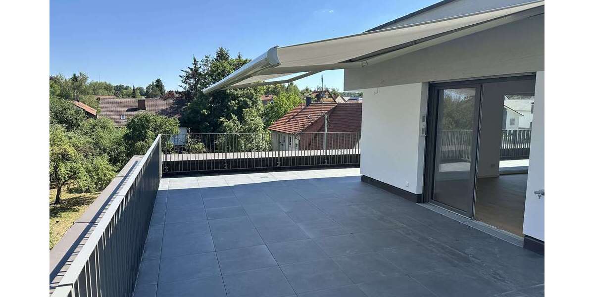 Etagenwohnung Laichingen - 4 Zimmer, 132 m&sup2;, 1.980&euro; | Angebot:26050247