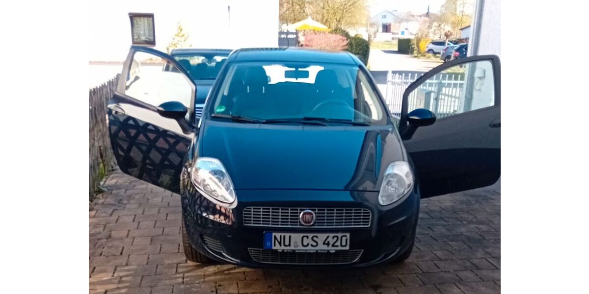 Fiat Grande Punto 81.500 km 3.199 &euro; Illertissen 89257