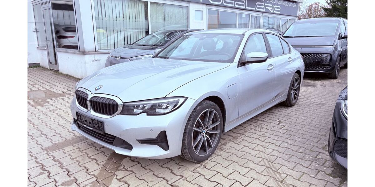 BMW 330 145.000 km 19.990 &euro; Ulm-Jungingen 89081