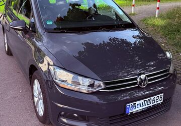VW Touran 121.000 km 16.300 &euro; Ulm 89075