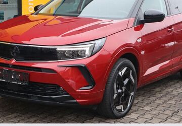 Opel Grandland (X) 31.800 km 25.970 &euro; Ulm 89073