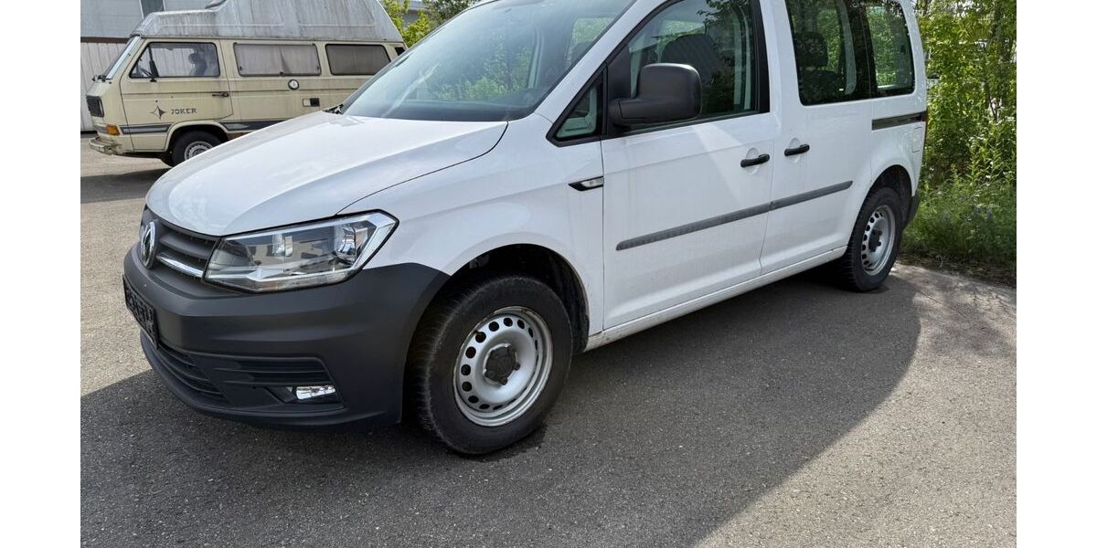 VW Caddy 82.000 km 16.990 &euro; Neu-Ulm (Pfuhl) 89233