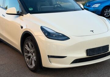 Tesla Model Y 248.000 km 19.999 &euro; Elchingen 89275