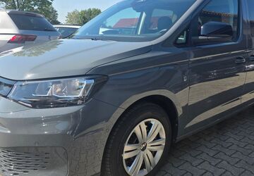 VW Caddy 9.852 km 33.990 &euro; Ichenhausen 89335