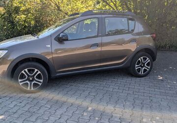Dacia Sandero 64.000 km 9.000 &euro; Ulm 89075