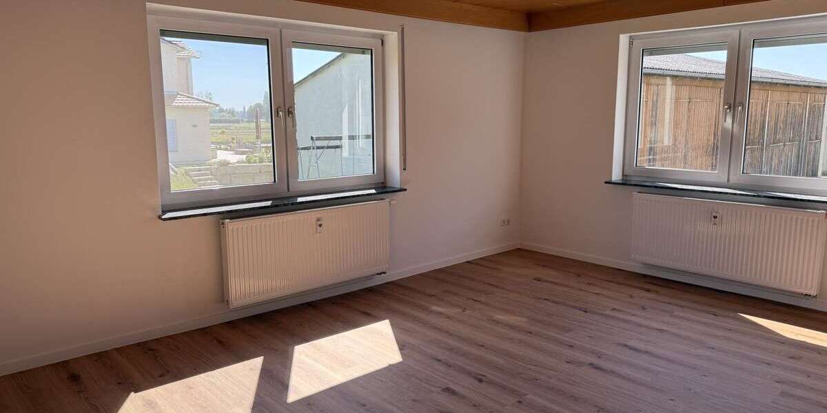 Etagenwohnung Ehingen - 3 Zimmer, 82 m&sup2;, 920&euro; | Angebot:27091363