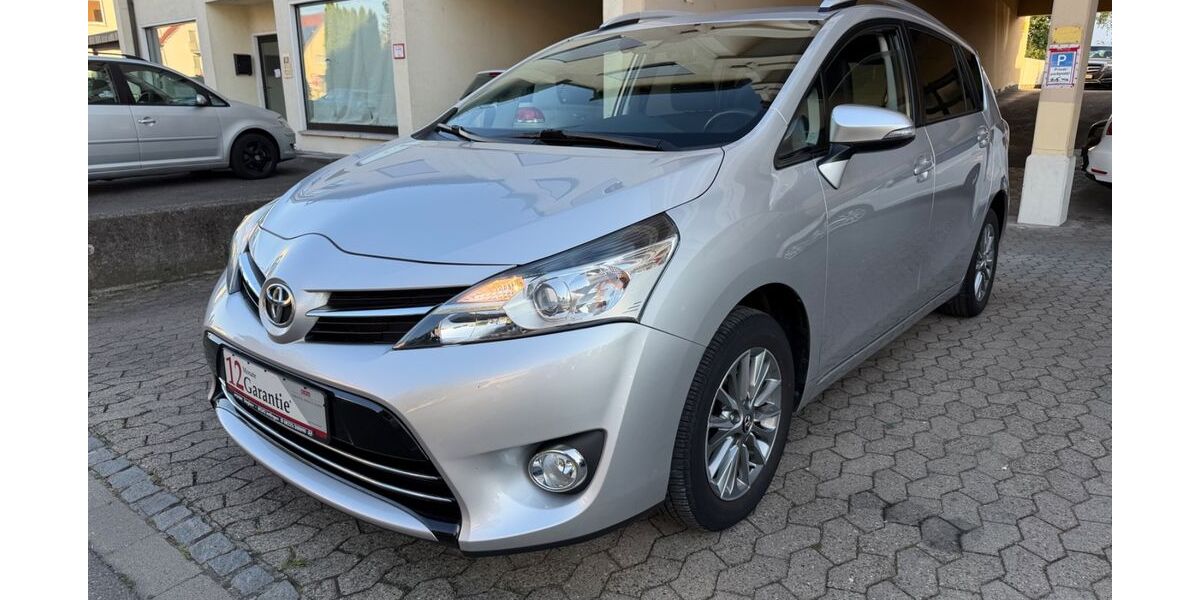 Toyota Verso 54.000 km 14.900 &euro; Senden 89250