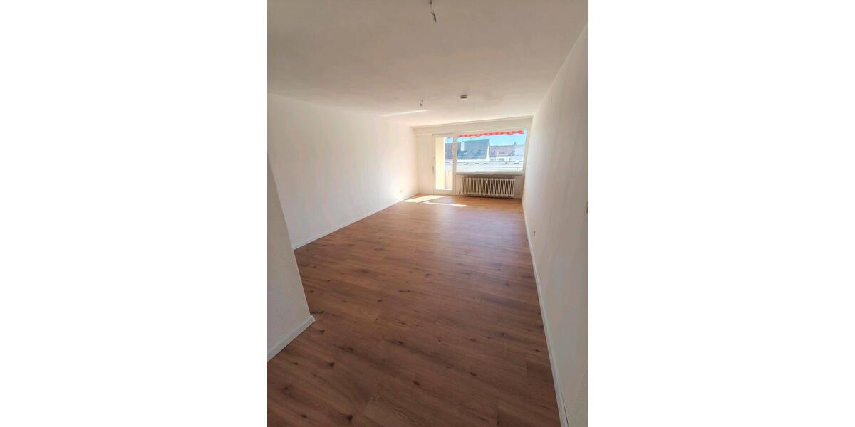 Etagenwohnung Neu-Ulm Ludwigsfeld - 1 Zimmer, 35 m&sup2;, 600&euro; | Angebot:27583503