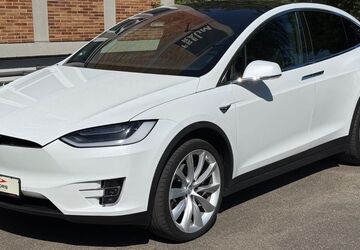 Tesla Model X 145.000 km 26.999 &euro; Elchingen 89275