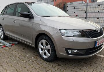 Skoda Rapid 89.000 km 11.900 &euro; Ulm 89077