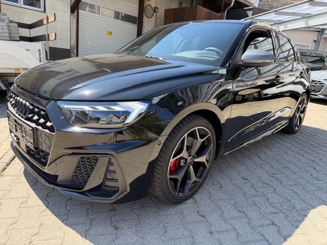 Audi A1 9.894 km 32.963 &euro; Ulm 89079