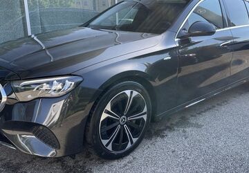 Mercedes-Benz E 300 32.476 km 49.900 &euro; Günzburg 89312