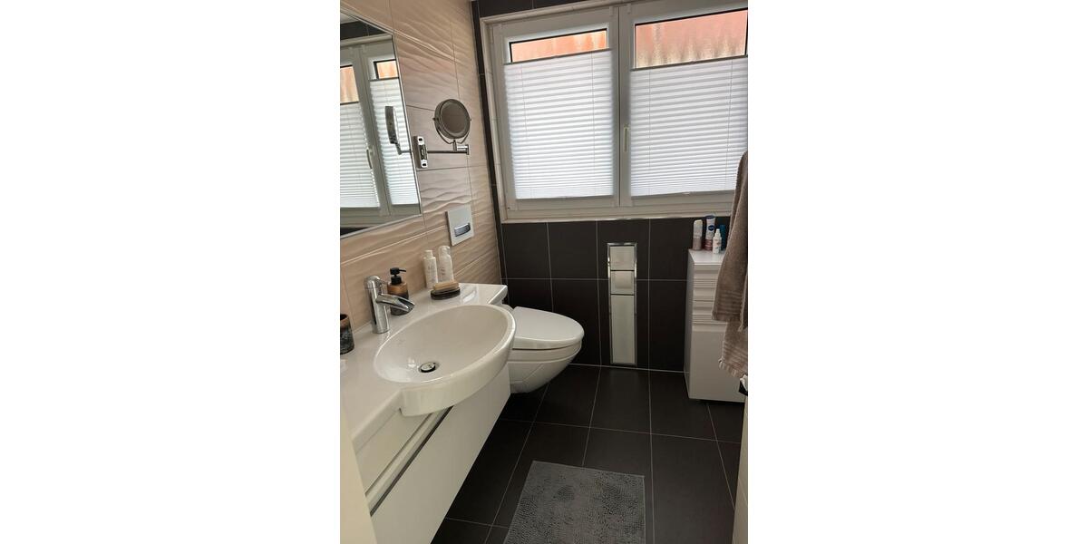 Dachgeschoßwohnung Illertissen - 1 Zimmer, 20 m&sup2;, 800&euro; | Angebot:27612426
