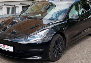 Tesla Model 3 85.000 km 28.250 &euro; Elchingen 89275
