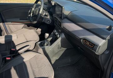 Dacia Sandero 93.000 km 9.000 &euro; Schnürpflingen 89194