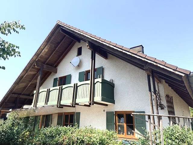Etagenwohnung Deisenhausen - 3 Zimmer, 86 m&sup2;, 700&euro; | Angebot:27262928