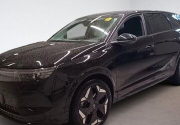 Opel Grandland (X) 9.800 km 41.990 &euro; Ulm 89073